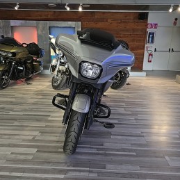 TOURING STREET GLIDE CVO121 - 10/23 1787km Contovendita