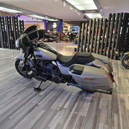 TOURING STREET GLIDE CVO121 - 10/23 1787km Contovendita