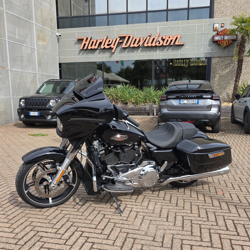 TOURING STREET GLIDE 117 12/24 5400km